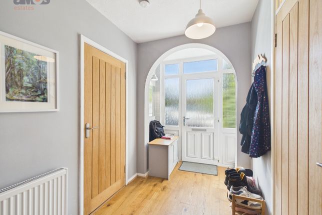 68a, Main Road, Hockley photo 4