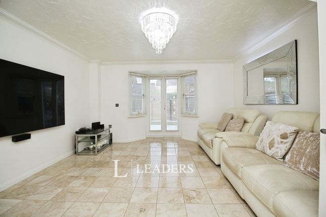 5, Proctor Rise, Milton Keynes photo 3