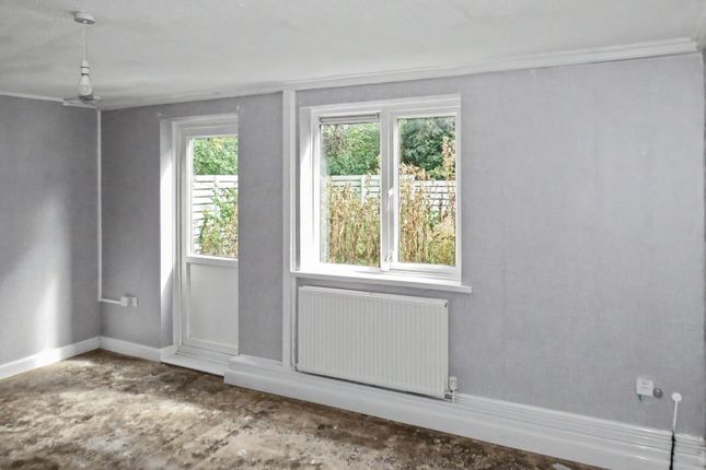 57 Tag Croft, Ingol photo 4