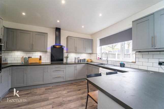 4-bed house on 114, Trent Way, Bolton, £270,000