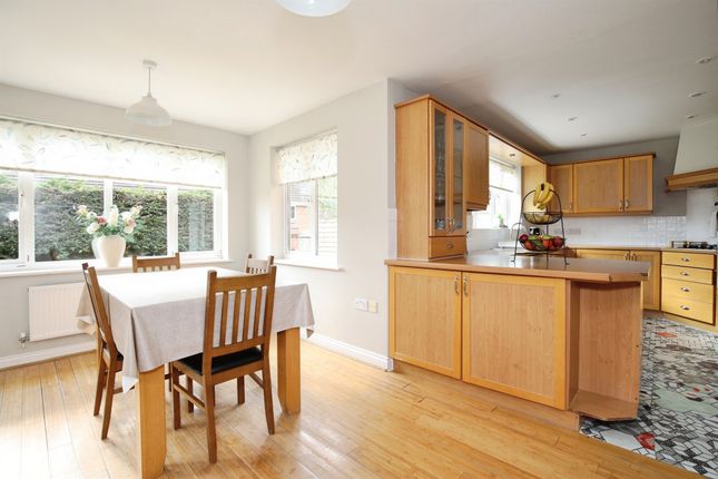 25, St. Birstan Gardens, Andover photo 4