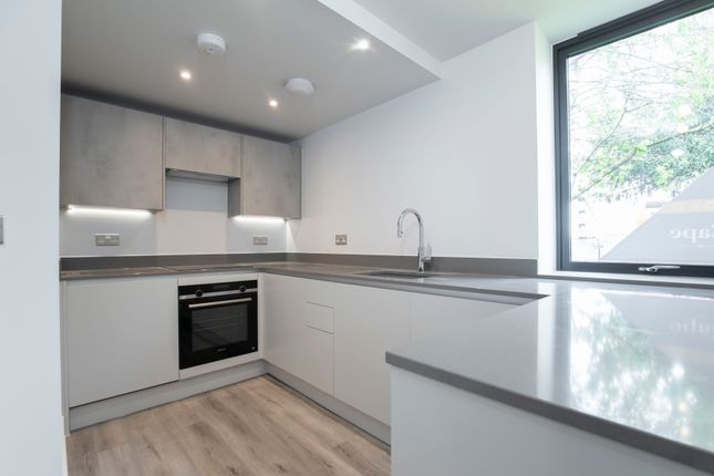 Thumbnail Flat to rent in Bath Road, Cheltenham