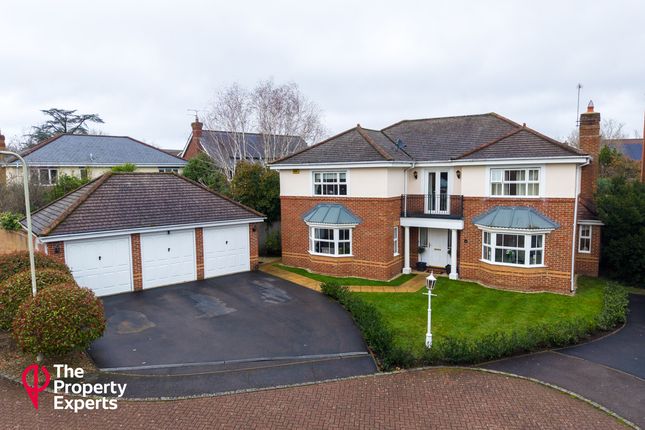 5-bed house on 9, The Manor, Reading, £950,000