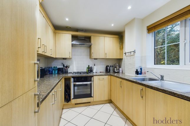 Flat 19, St. Georges Gate, Addlestone photo 4