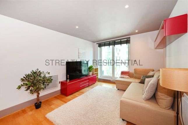 Flat 399, Flagstaff, 10 St George Wharf photo 3