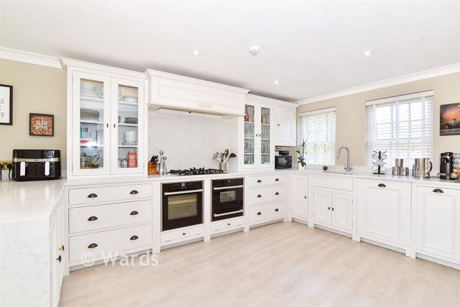 113, Tower View, West Malling photo 3