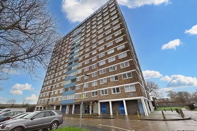 Flat for sale in Lindsey Place, Hull