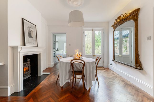 83, Peperharow Road, Godalming photo 3
