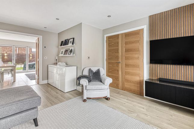 1, Lord Scarsdale Court, Belper photo 3