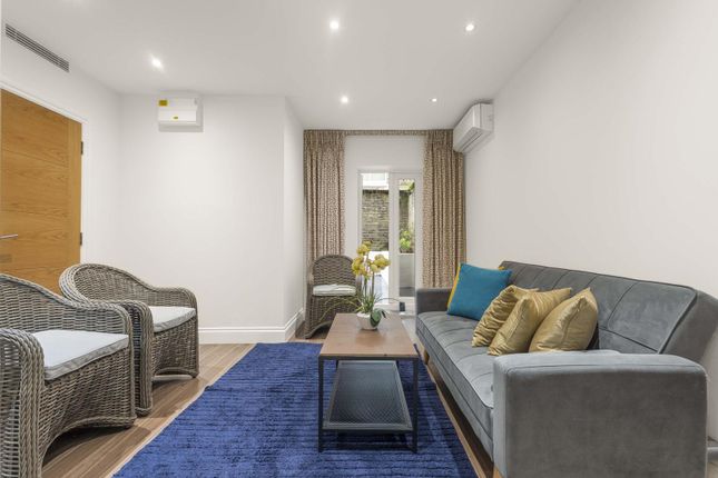 Flat 2, 16, Collingham Place, London photo 4