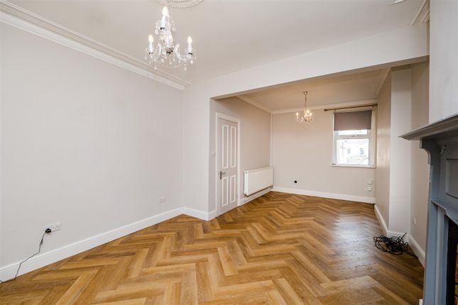 69, Station Street, Barry photo 3