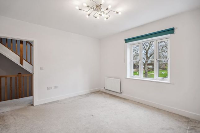 End terrace house to rent in Portland Crescent, Marlow