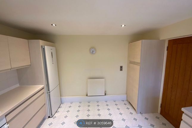 Hillmead Court, Taplow, Maidenhead photo 4