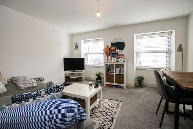 Flat 4, 15 Sausmarez Street, St Peter Port photo 2