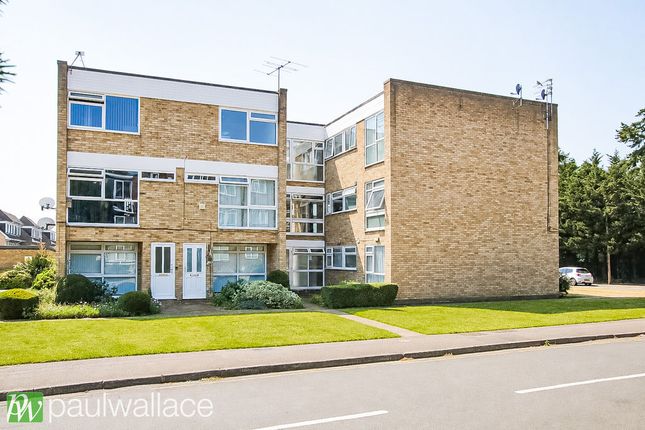 44, Barclay Court, Hoddesdon photo 4