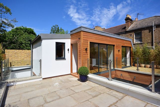 3-bed house on Loftus Road, Shepherd's Bush, £7,000/mo