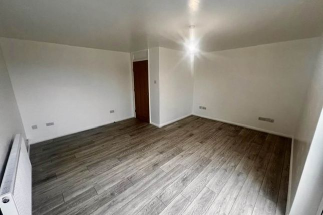 8, Litton Walk, Barnsley photo 4