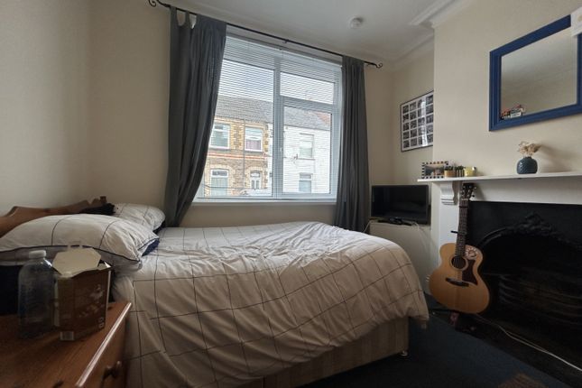 71, May Street, Cardiff photo 5