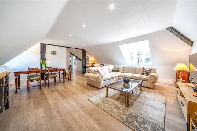 Flat 10, Framewood Manor,, Framewood Road, Stoke Poges photo 2