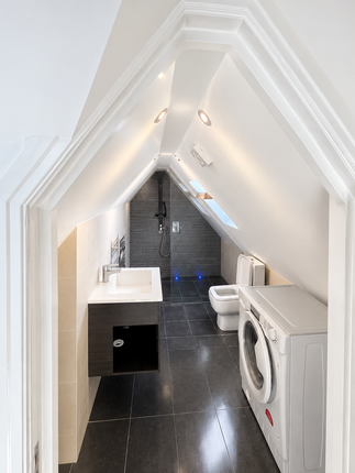 35C, Woodstock Avenue, London photo 4