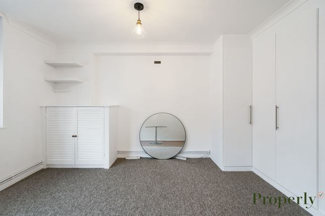 Flat 302, Marlyn Lodge Portsoken Street, London photo 4