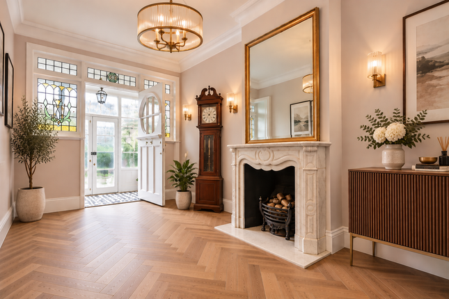 Woodside Avenue, London photo 3