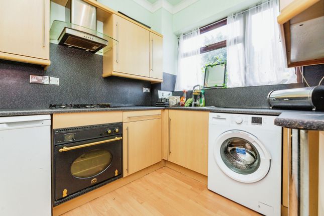 End terrace house for sale in The Common, Sheffield