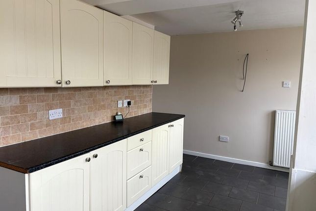 89, Redwood Drive, Staffs photo 4