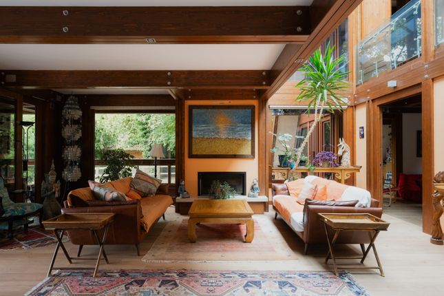 306750 - Blue Gates, Cambridge-21.Jpg