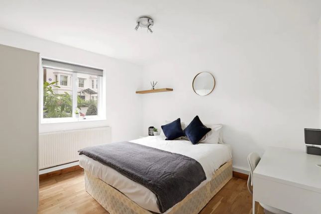 Thumbnail Room to rent in Sheffield Terrace, London