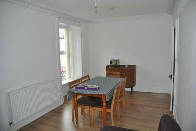 78 Market Street, Holyhead photo 2