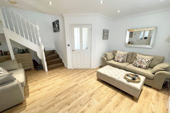 3, The Hayloft, Ryde photo 3