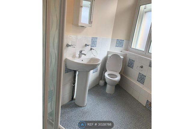 Flat   Clare Street, City Centre, Bristol photo 4
