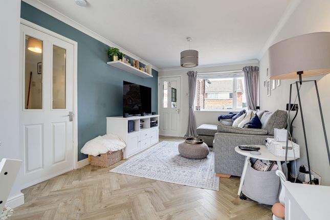 65, Broadstone Road, Hertfordshire photo 4