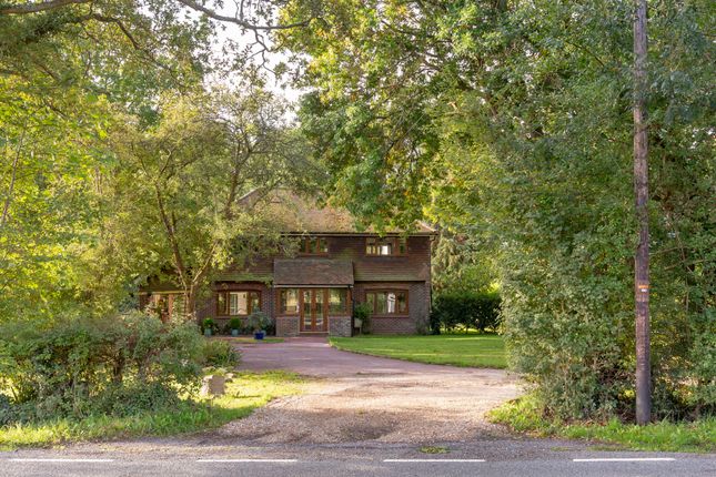Ravendell,, Horley Road, Horley photo 3