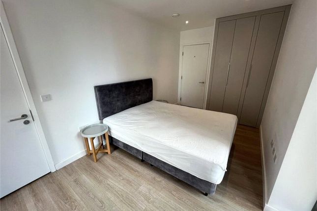 Trafalgar Place, Elephant & Castle photo 4