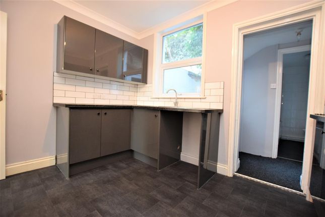 Terraced house to rent in Old London Road, Hastings
