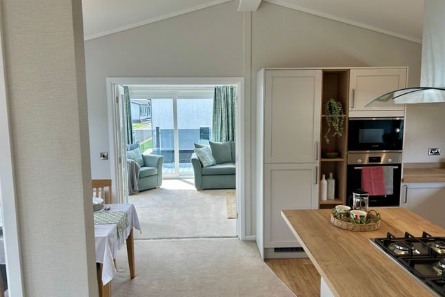 2-bed caravan on 11, Oyster Drive, Sandy Bay Residential Resort, £369,000