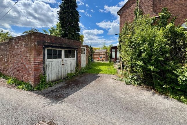 Clifton Cottage, Main Road, STAFFORD photo 4