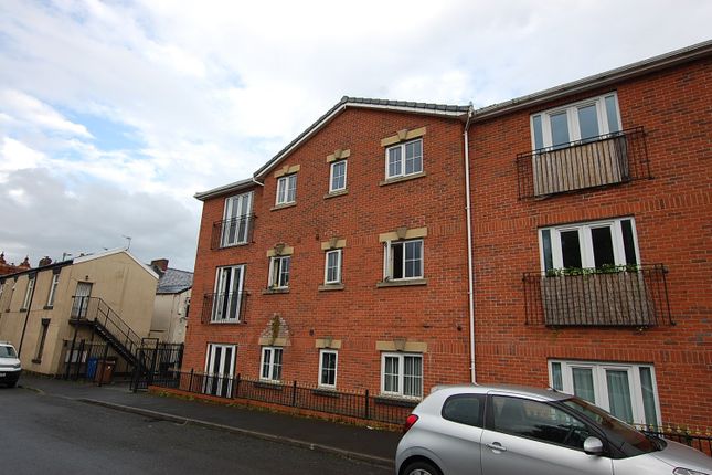 1 bed flat to rent in Lime Street, Dukinfield, Greater Manchester SK16