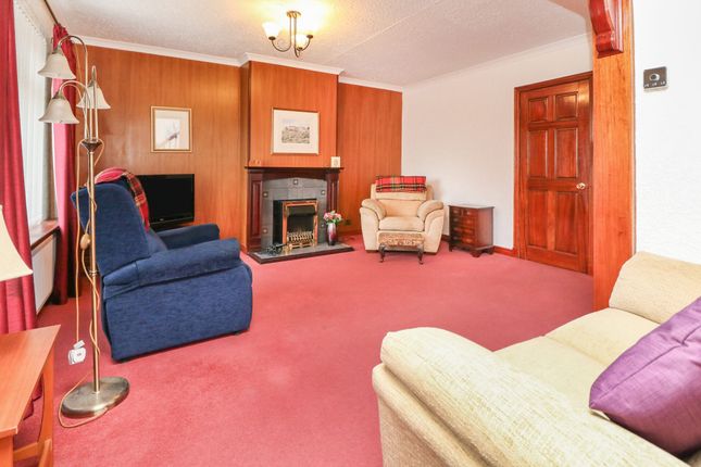 11, Central Drive, Stenhousemuir photo 2