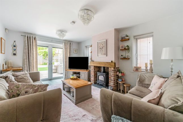2, Willow Mews, London Road, Waterlooville photo 3