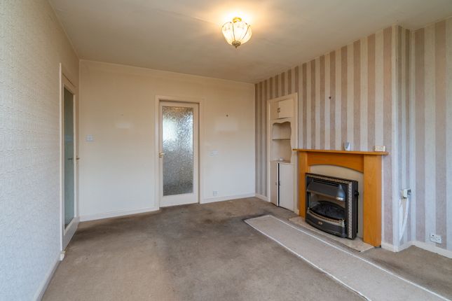 18, Ross Crescent, TRANENT photo 4
