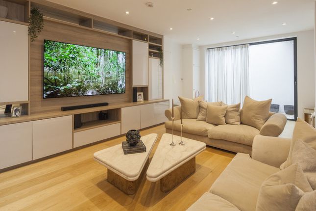 15, Tasso Road, London photo 2