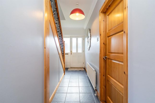 16, Ashburn, Ballynahinch photo 4
