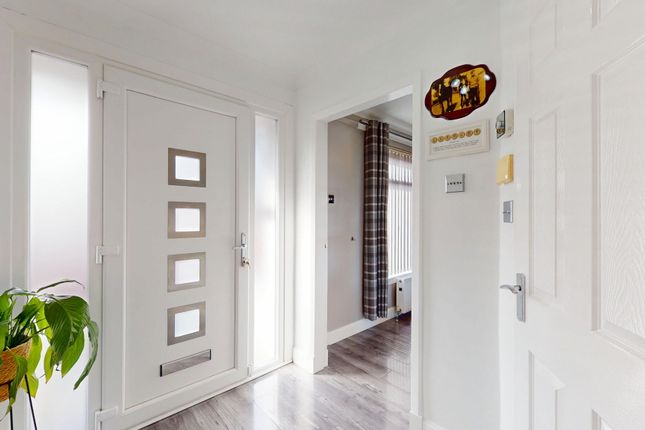 6 Gorse Drive, Glasgow photo 4