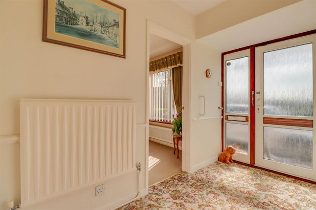 Thumbnail Detached bungalow for sale in East Hanningfield Road, Rettendon Common, Chelmsford