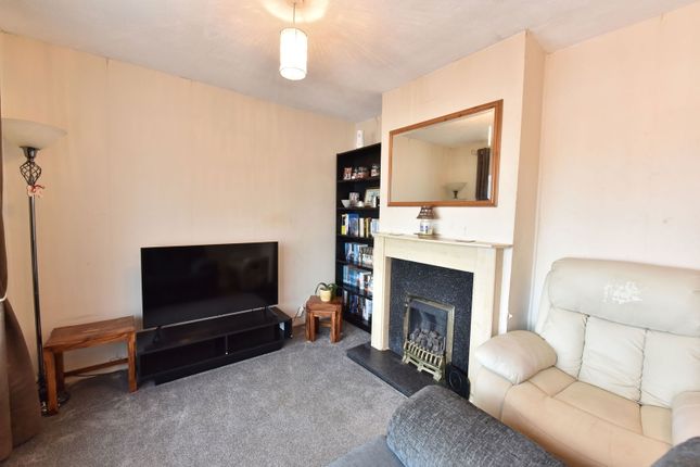 14, Blaze Hill Road, Kingswinford photo 4