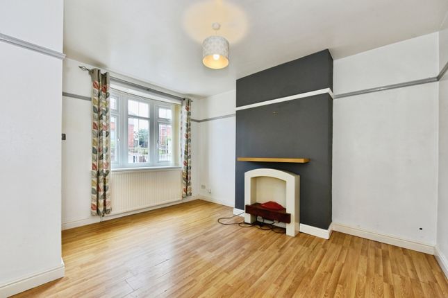 31, Fishponds Road, South Yorkshire photo 3