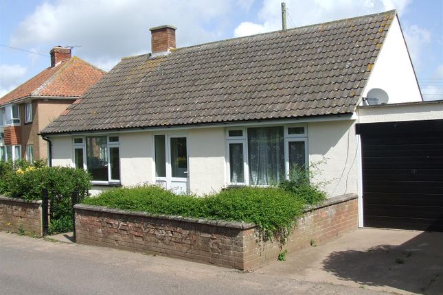 Bungalow to rent in North Street, North Petherton, Bridgwater